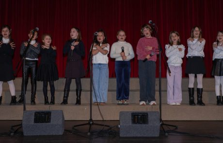 “Crescere col canto nel cuore”: un successo di voci ed emozioni a Umago