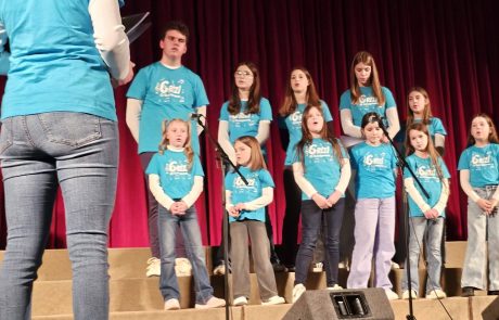 “Crescere col canto nel cuore”: un successo di voci ed emozioni a Umago