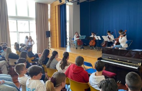 La musica unisce: incontro tra gli studenti di Umago e Mestre