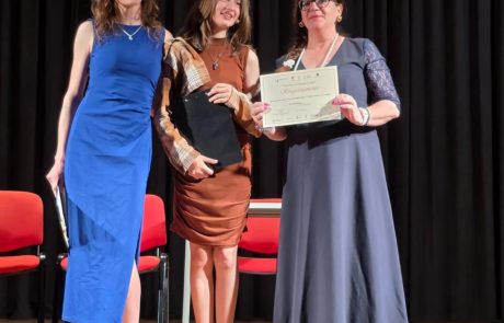 Successo a Brtonigla per il nostro coro e la filodrammatica al Festival dell’Istroveneto! Successo a Brtonigla per il nostro coro e la filodrammatica al Festival dell'Istroveneto!